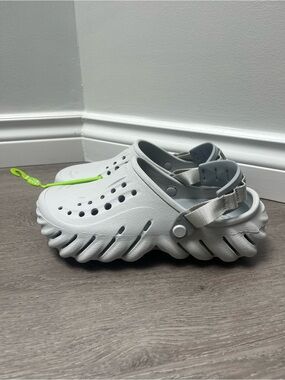 Crocs Echo Clog Sz m6/w8 Atmosphere NWT